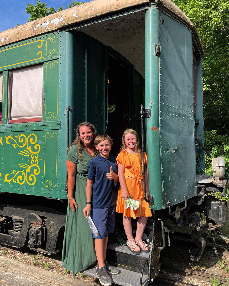 historic train in eureka springs