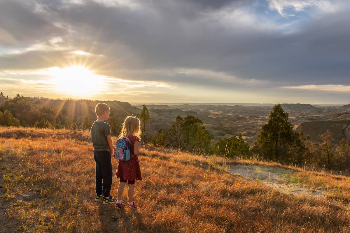 best kids hiking shoes