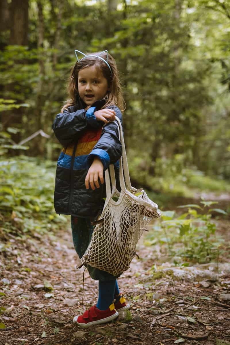 Crafting with kids using found natural materials