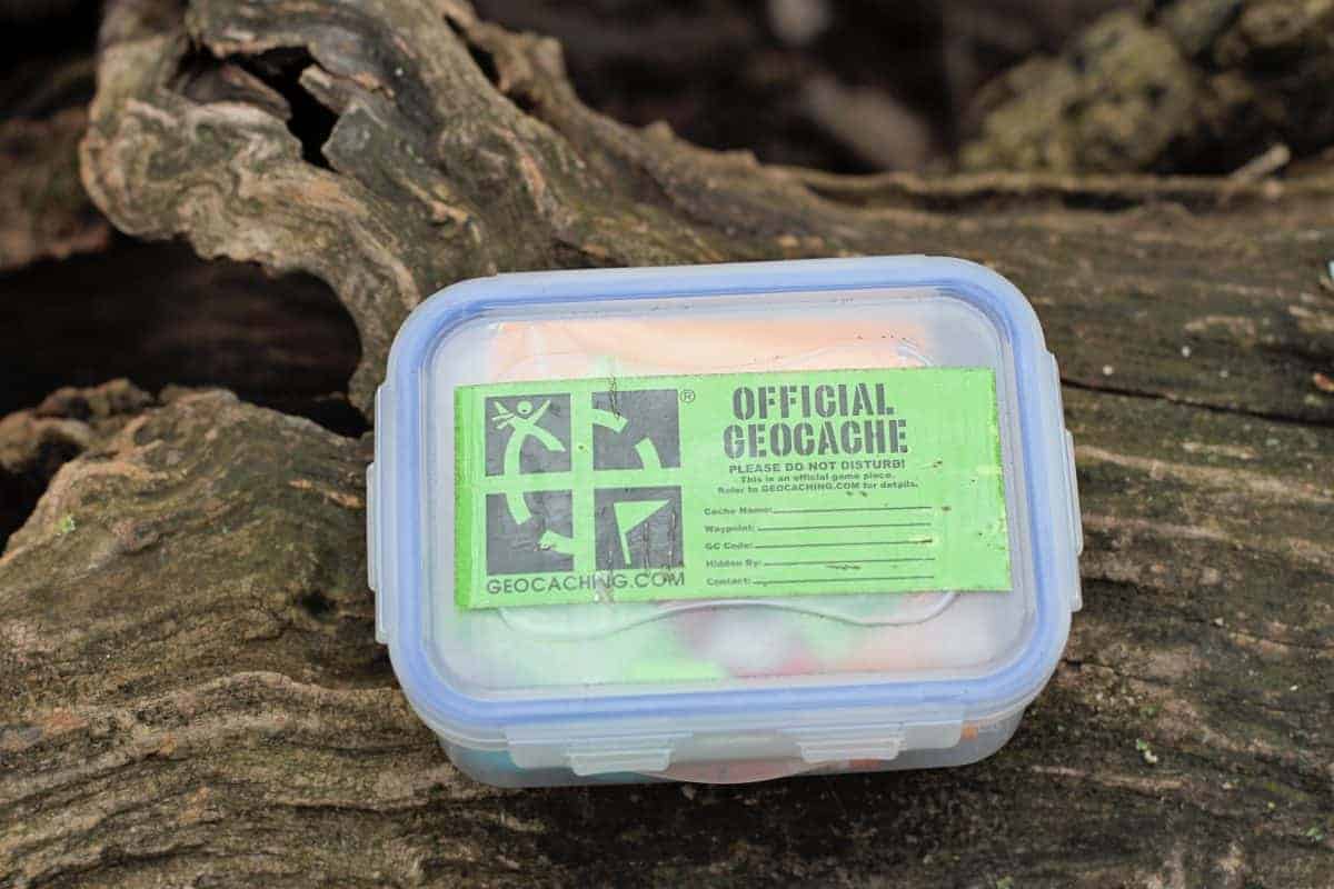 What does a geocache look like