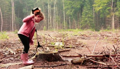 waste picking with kids