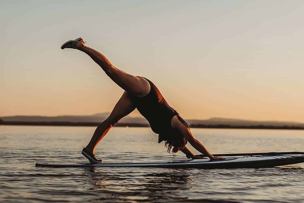 stand up paddle board yoga