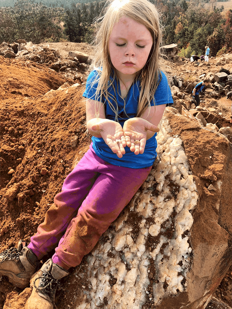 ron coleman crystal mine girl quartz family fun arkansas